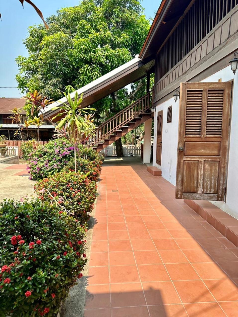 Residence Boutique Hotel Luang Prabang Exterior foto